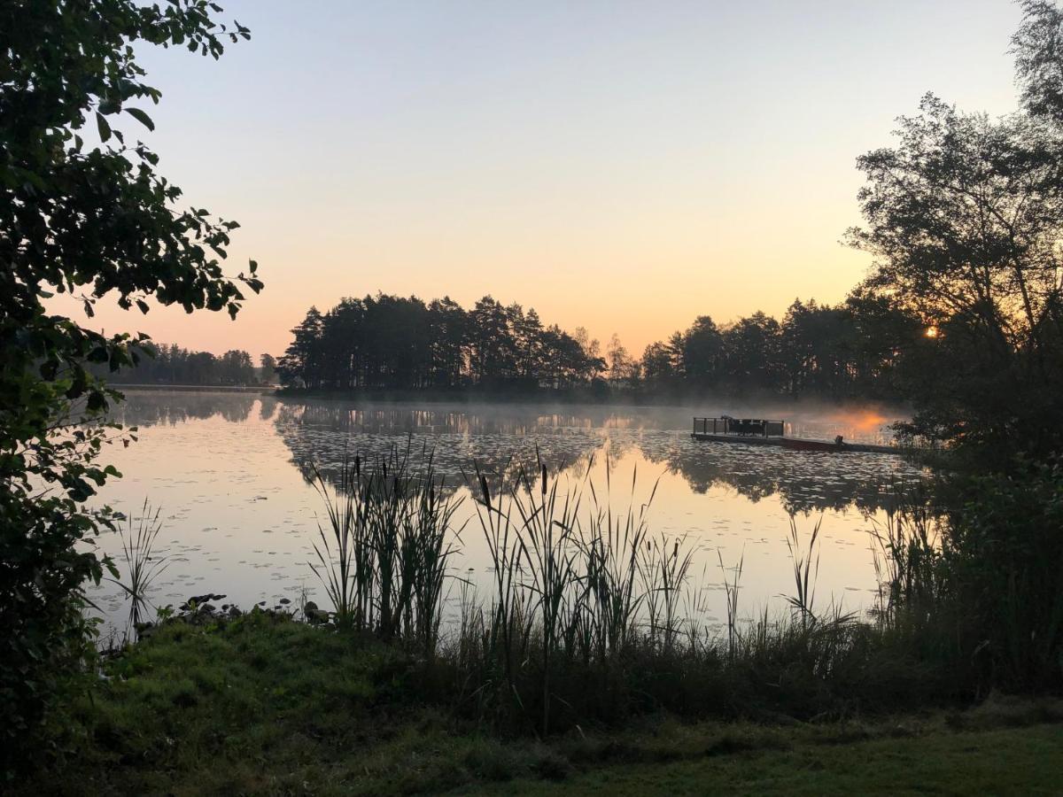 Naturskoent Boende Vid Sjoe Skanes Fagerhult ภายนอก รูปภาพ