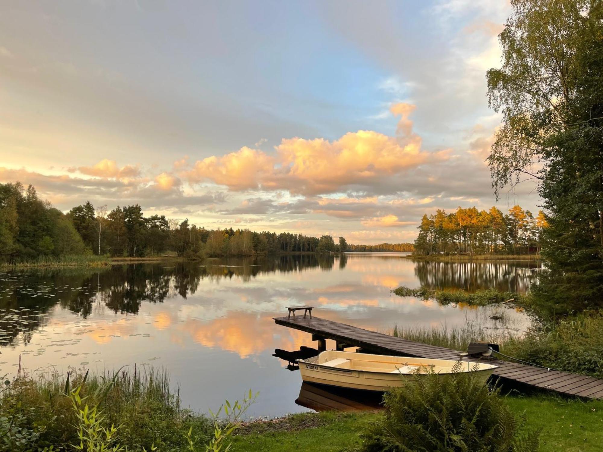 Naturskoent Boende Vid Sjoe Skanes Fagerhult ภายนอก รูปภาพ